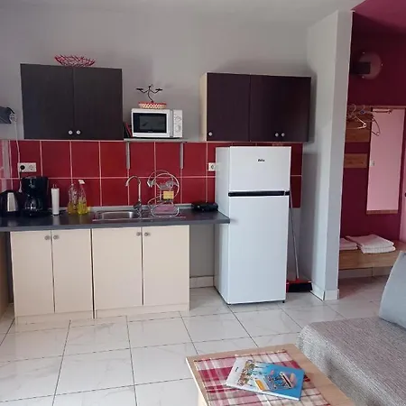 Panorama Apartment *